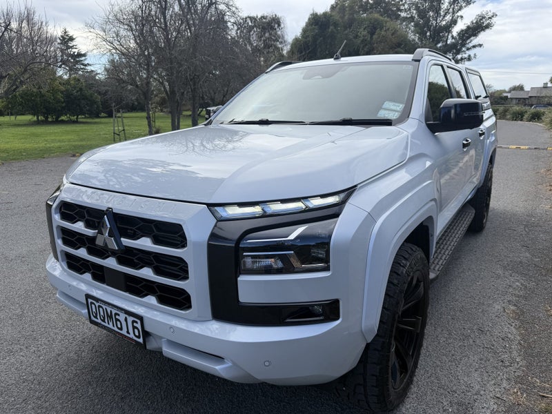 2024 Mitsubishi Triton VRX 4WD - ULTIMATE DEMO... image 5