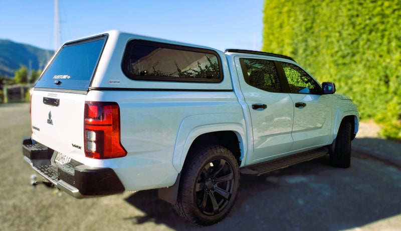 2024 Mitsubishi Triton VRX 4WD - ULTIMATE DEMO... image 5
