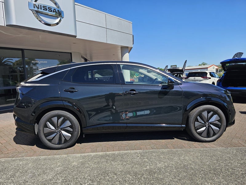 2024 Nissan Ariya Advance image 2