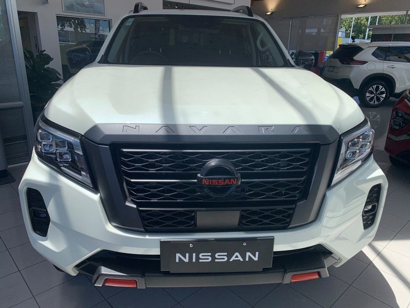 2024 Nissan Navara PRO-4X 2.3D/4WD/7AT image 2