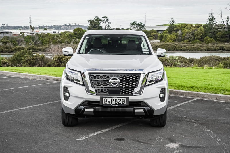 2024 Nissan Navara ST-X 2.3D 2WD 7AT image 4