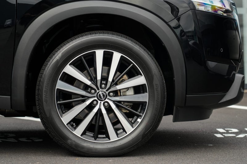 2024 Nissan Pathfinder TI-L 4X4 5Dr Wagon image 5