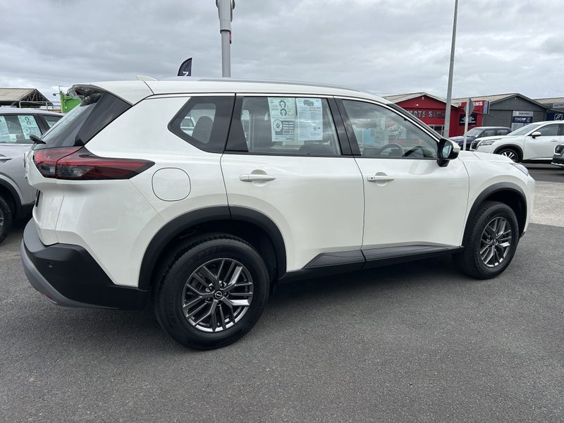 2024 Nissan X-Trail ST 4WD 7 Seater image 4