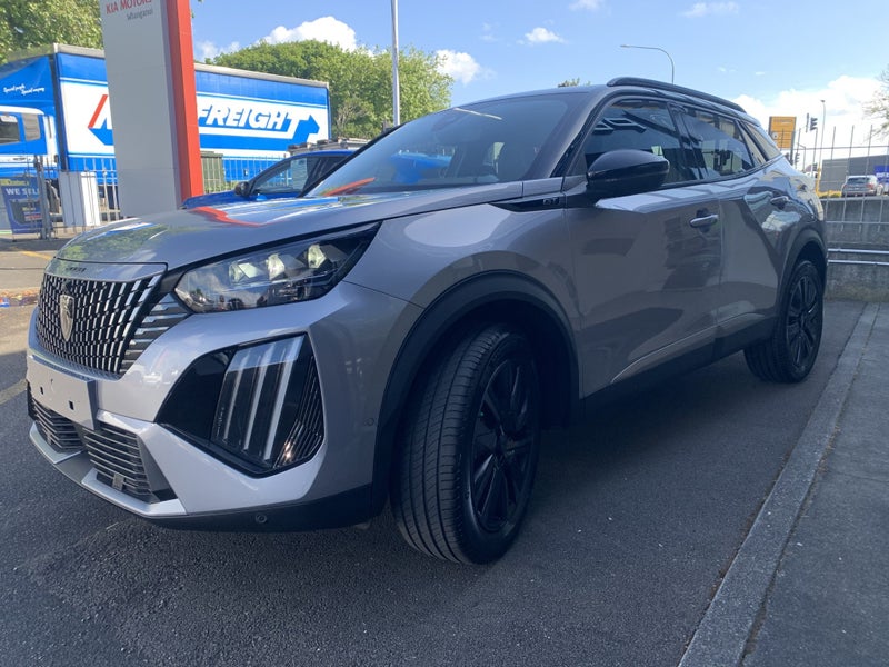 2024 Peugeot 2008 Gt 1.2Pt/8At image 3