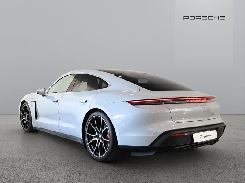 2024 Porsche Taycan 4S image 2