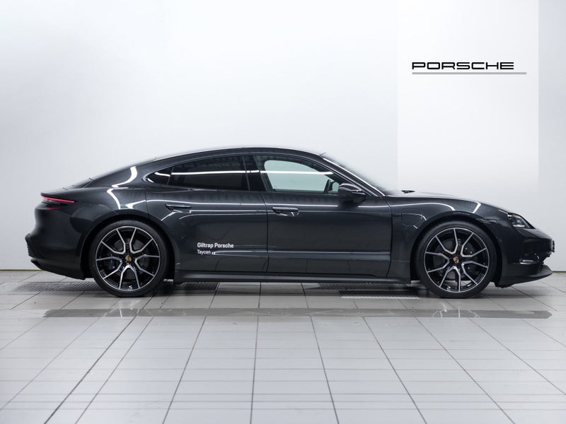 2024 Porsche Taycan II image 3