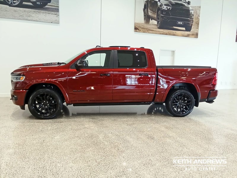 2024 Ram 1500 Limited I6 Rb Night image 4