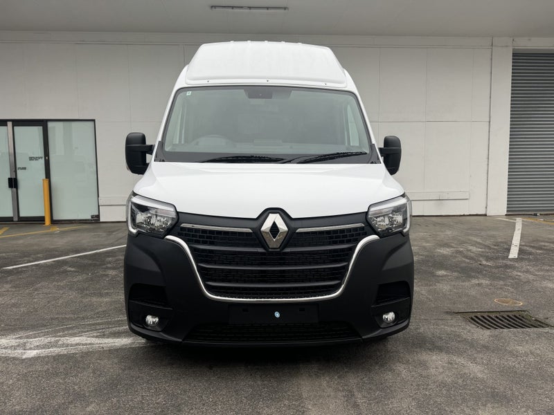 2024 Renault Master L4H3 ELWB image 2