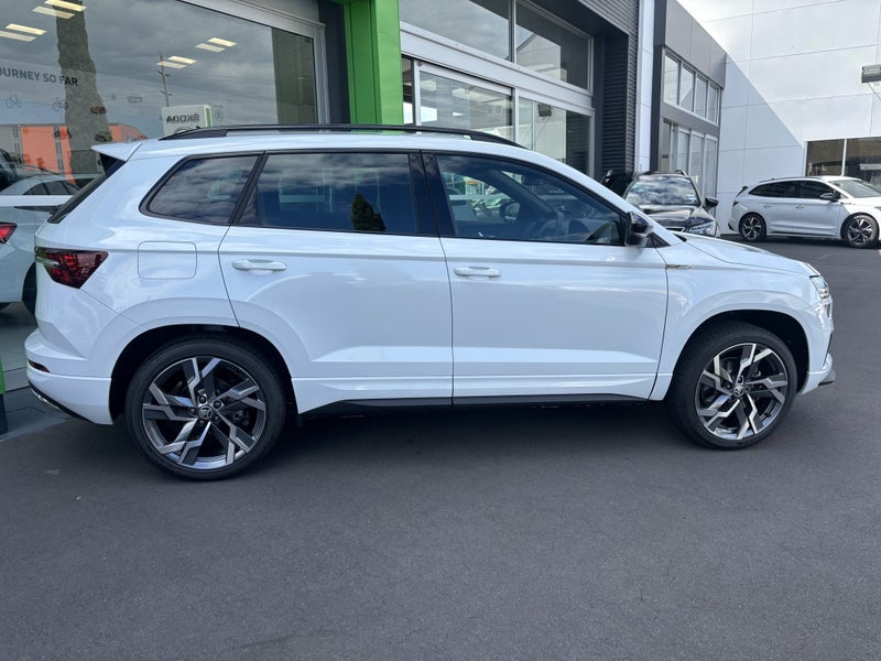 2024 Skoda Karoq SPORTLINE TSI 140kW image 2