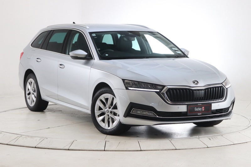 2024 Skoda Octavia Wagon Style iV 150kW image 2