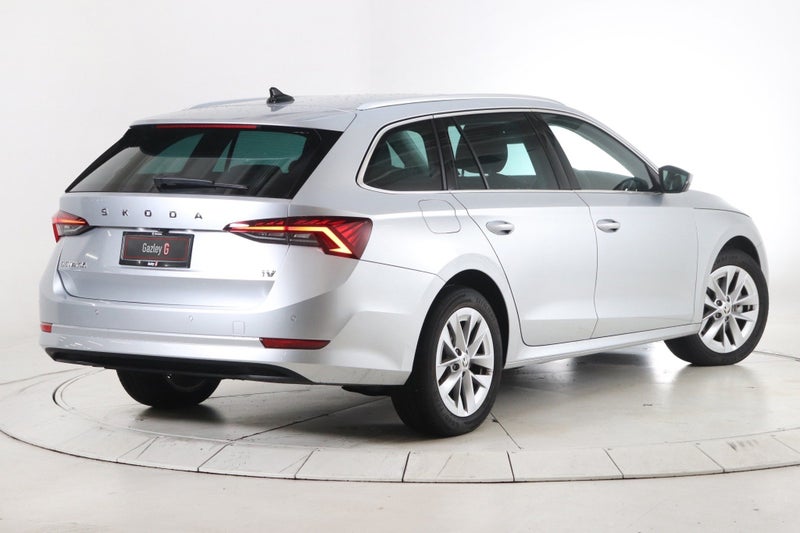 2024 Skoda Octavia Wagon Style iV 150kW image 3
