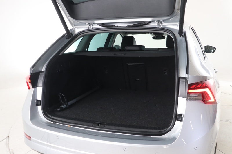 2024 Skoda Octavia Wagon Style iV 150kW image 5