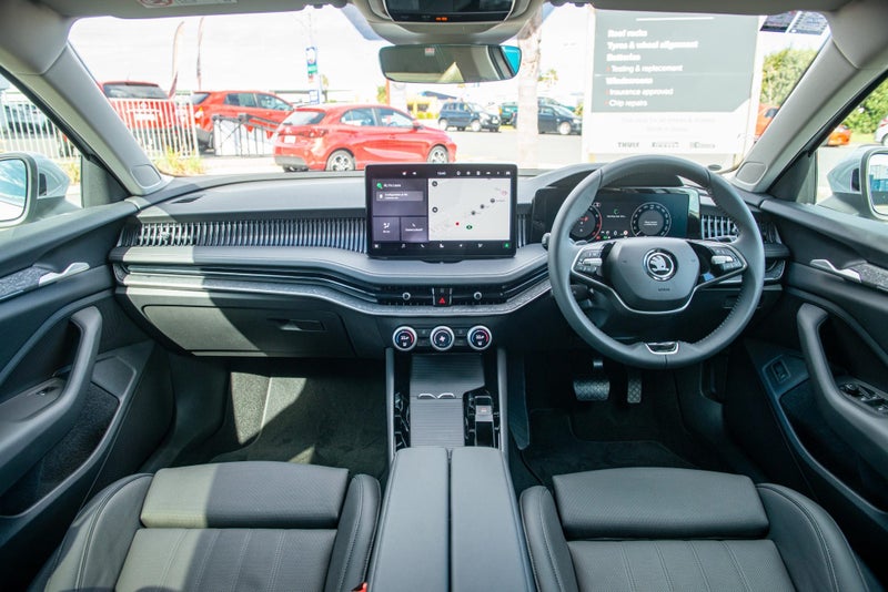 2024 Skoda Superb Wagon 195Kw 4X4 image 2