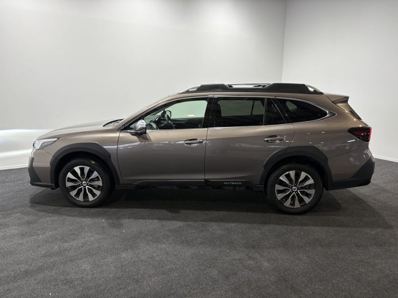 2024 Subaru Outback 2.5i Touring SLT image 4