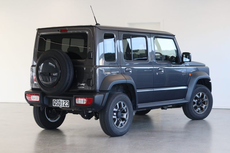2024 Suzuki Jimny 5-Door 4WD image 4