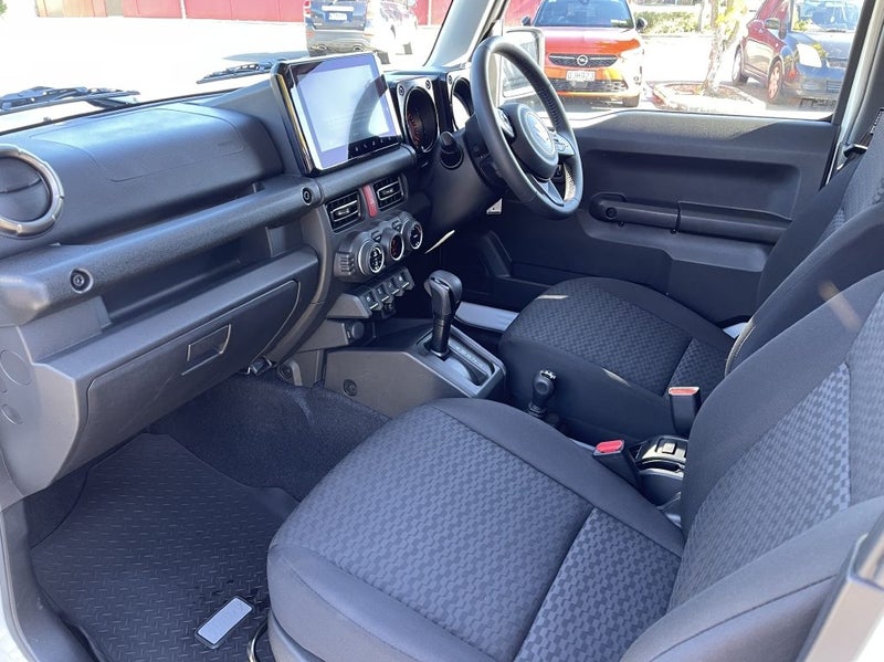 2024 Suzuki Jimny 5-Door 4x4 Auto - image 4