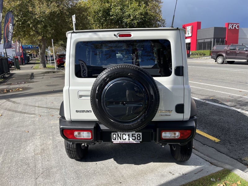 2024 Suzuki Jimny 5-DOOR image 5