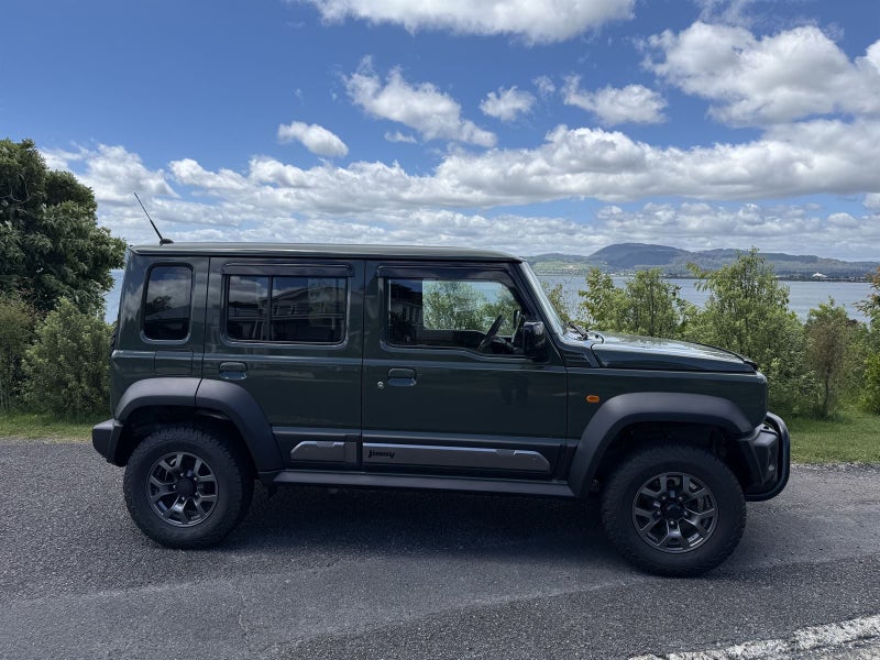2024 Suzuki Jimny 5-DOOR image 2