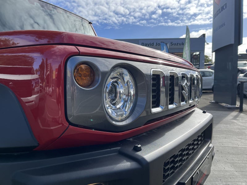 2024 Suzuki Jimny 5-DOOR Safari image 2