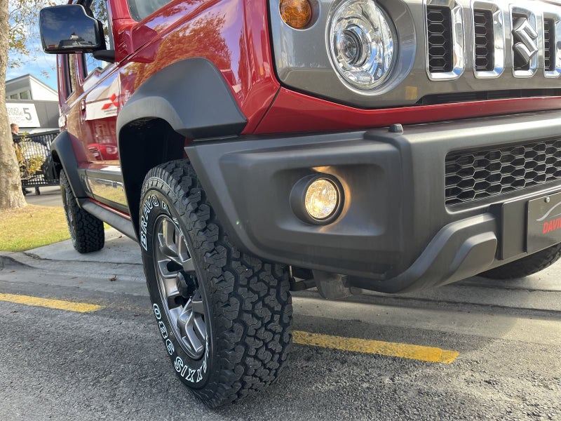 2024 Suzuki Jimny 5-DOOR Safari image 3