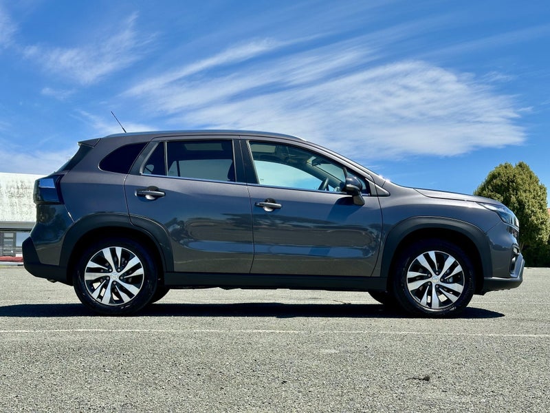 2024 Suzuki S-Cross JLX HYBRID 2WD 1.4PM image 4