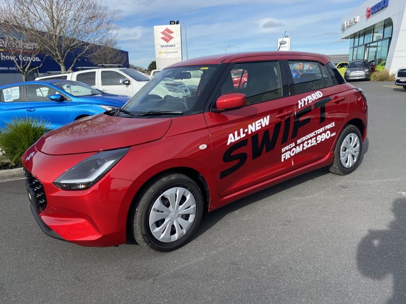 2024 Suzuki Swift GLS 1.2 MT Hybrid image 3