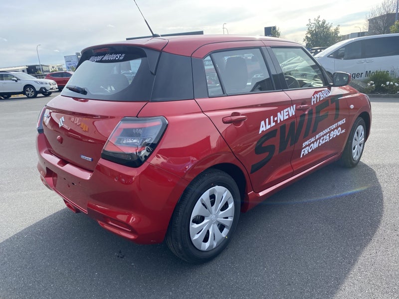 2024 Suzuki Swift GLS 1.2 MT Hybrid image 5