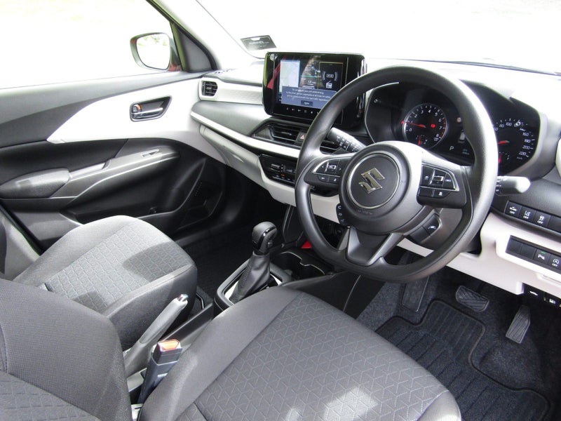 2024 Suzuki Swift Glsc image 3