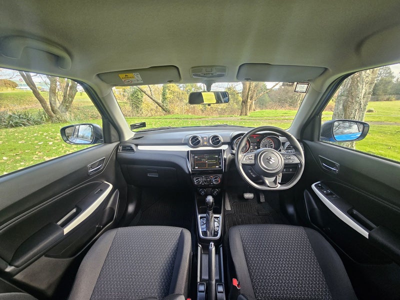2024 Suzuki Swift GLX HYBRID 1.2PH image 2