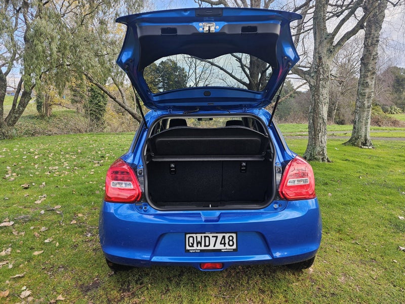 2024 Suzuki Swift GLX HYBRID 1.2PH image 5