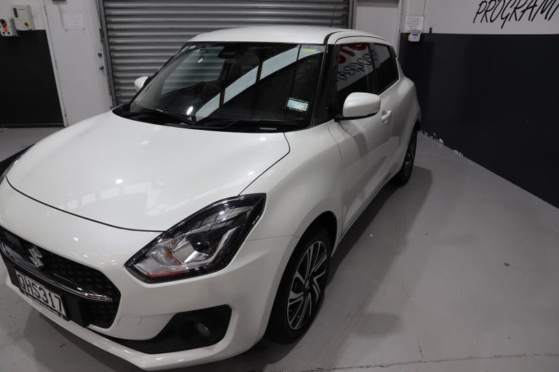 2024 Suzuki Swift HYBRID RS 1.2L AUTO image 4
