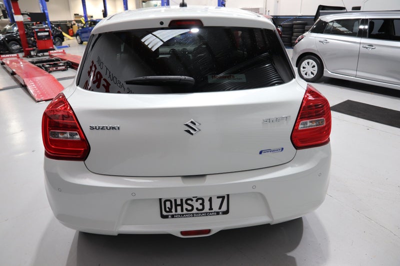 2024 Suzuki Swift HYBRID RS 1.2L AUTO image 5