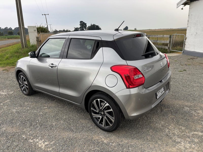 2024 Suzuki Swift RS image 3