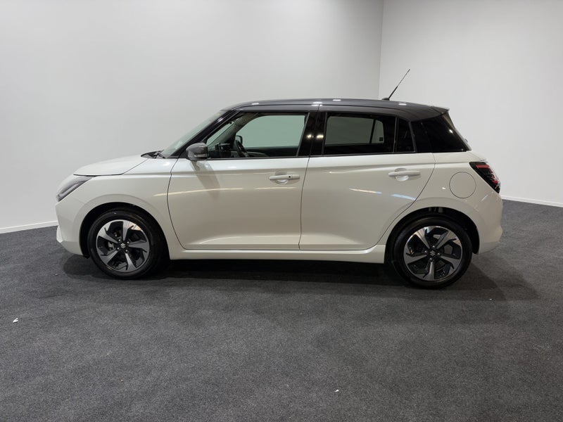 2024 Suzuki Swift RS Hybrid image 4