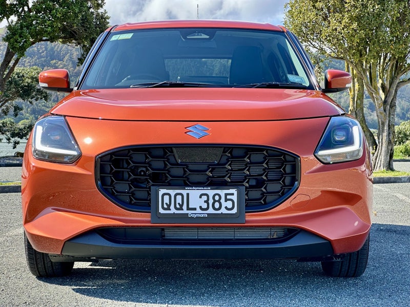 2024 Suzuki Swift RSC 1.2 AT image 2