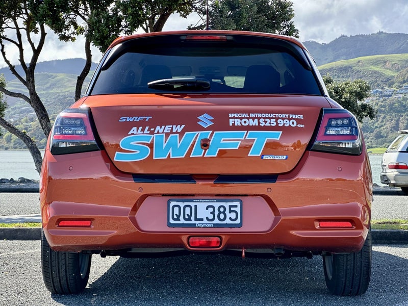 2024 Suzuki Swift RSC 1.2 AT image 5