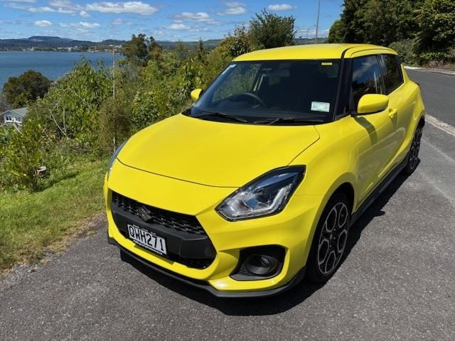 2024 Suzuki Swift SPORT image 2