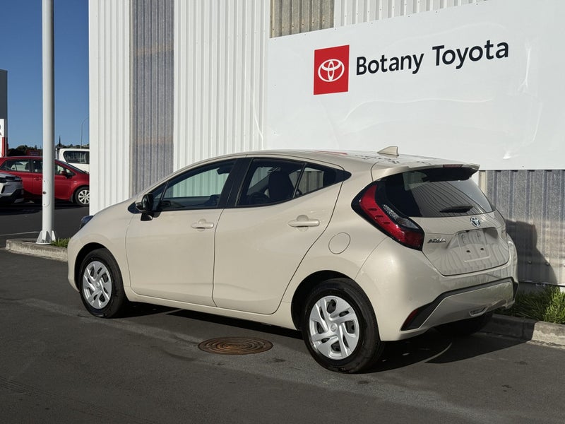 2024 Toyota Aqua 1.5 Hybrid G 5 Dr Hatch CVT 2WD image 5