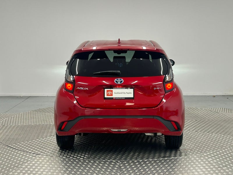 2024 Toyota Aqua 1.5 Hybrid X image 4