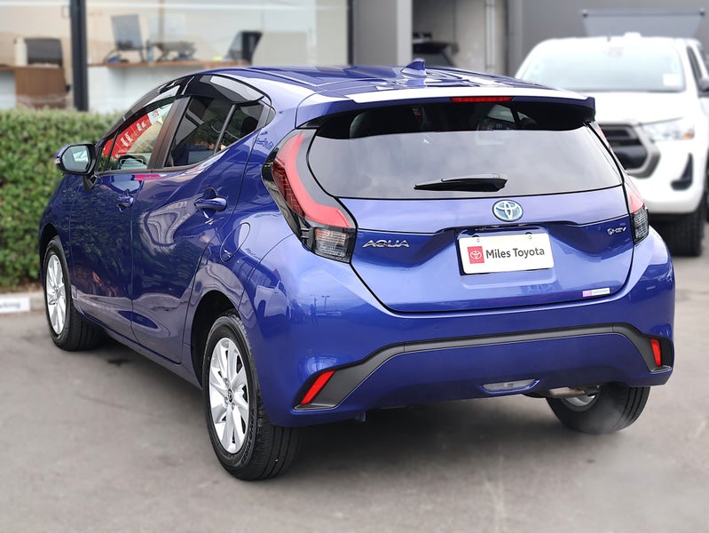 2024 Toyota Aqua 1.5 Hybrid Z 5 Dr Hatch image 4
