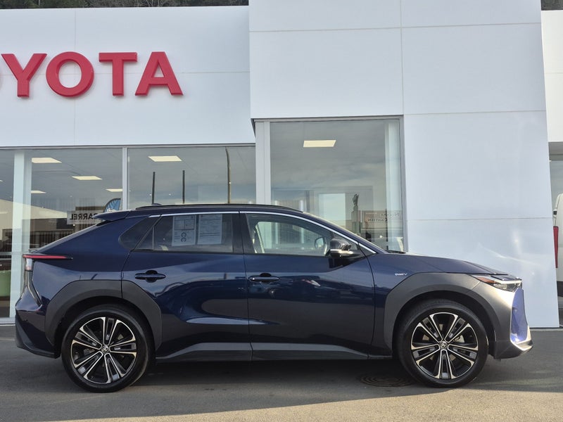 2024 Toyota bZ4X Motion AWD 71KWH AWD image 2