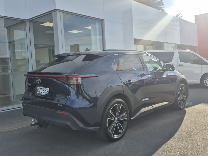 2024 Toyota bZ4X Motion AWD 71KWH AWD image 3