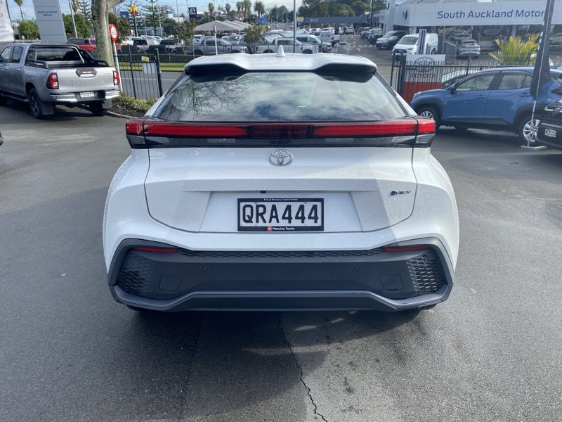 2024 Toyota C-HR 1.8P GX Hybrid SUV image 3