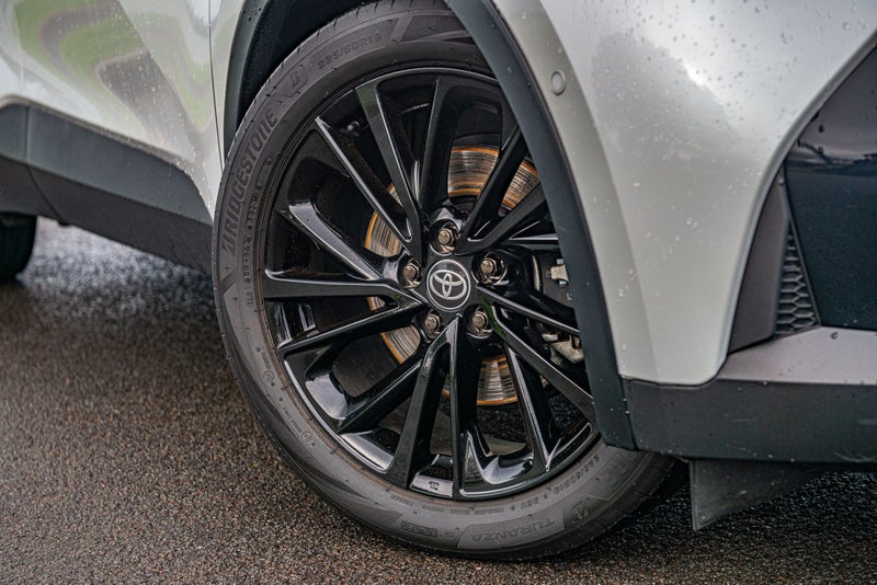 2024 Toyota C-HR GR Sport 2.0P HEV image 3