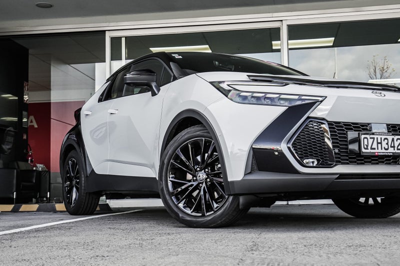 2024 Toyota C-HR Gr Sport 2.0Ph/4Wd image 4