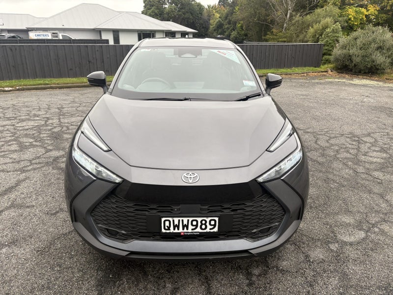 2024 Toyota C-HR GX 1.8L Hybrid Petrol Auto FWD... image 3