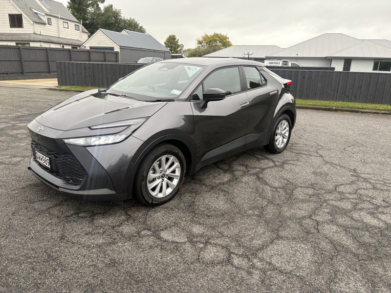 2024 Toyota C-HR GX 1.8L Hybrid Petrol Auto FWD... image 5