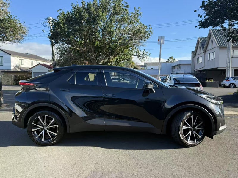 2024 Toyota C-HR Gxl 1.8 Hybrid image 4