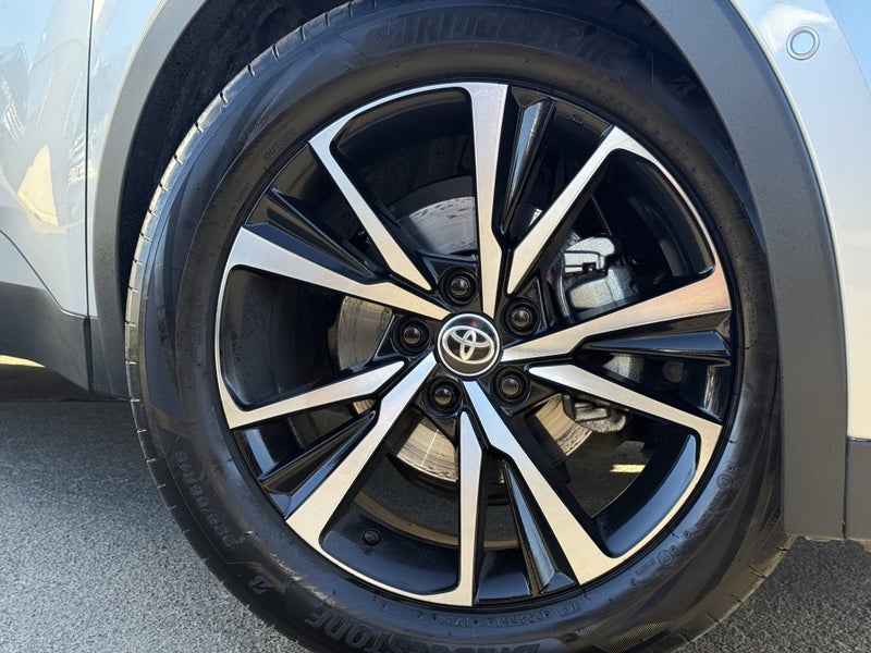 2024 Toyota C-HR GXL 1.8P HEV CVT FWD SUV - CER... image 3