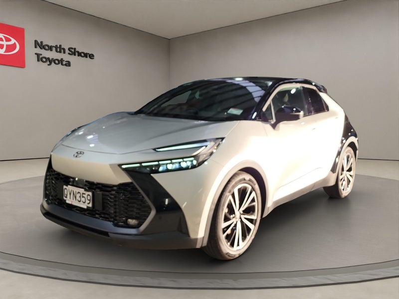 2024 Toyota C-HR Limited 1.8L Hybrid 2WD SUV image 3